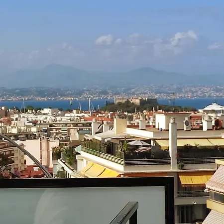 Magnificent 3 Bedroom Rooftop 公寓 昂蒂布