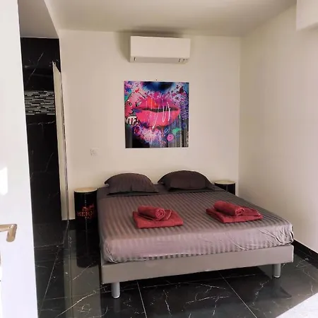 Magnificent 3 Bedroom Rooftop